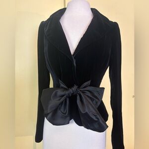 Carmen Marc Valvo Black Silk Velvet Blazer